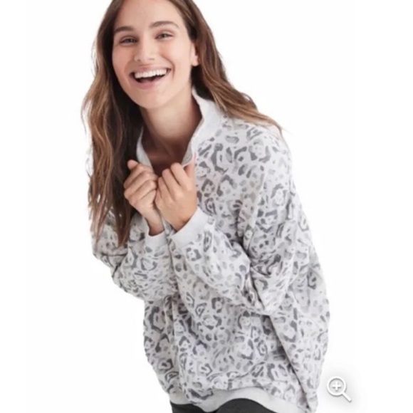 Aerie Good Vibes Oversized Leopard Print Pullover Sweatshirt Gray Womens Small - Picture 1 of 8